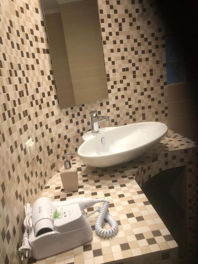 Maisonette Lux Modern Next To Metro Kerameikos 3 Rooms 雅典 外观 照片